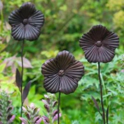 Wilstone 127cm Iron Poppy Flower Garden -Best Gardening Store 5060345971767 3