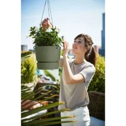 Elho 24cm Leaf Green Greenville Hanging Basket Planter -Best Gardening Store 8711904332440 4